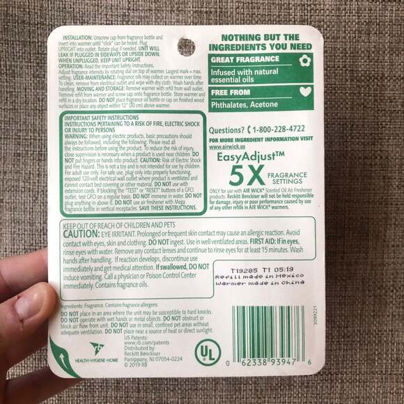 Air Wick Essential Oils Lavender Chamomile Warmer and Refill - Picture 2 of 2